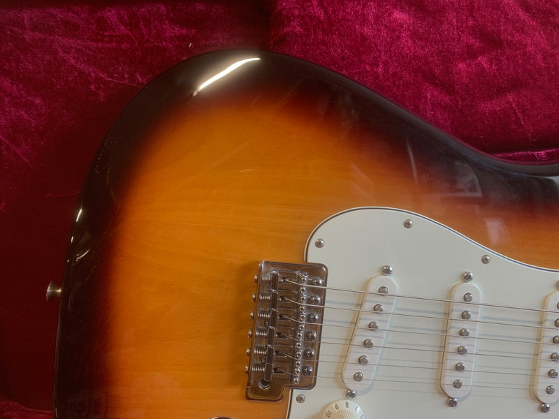 Fender Stratocaster Standard MIM 2015