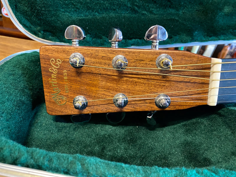 Martin D-28 Left-Handed 2013