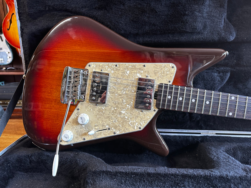 Ernie Ball Music Man Albert Lee HH Sunburst 2011