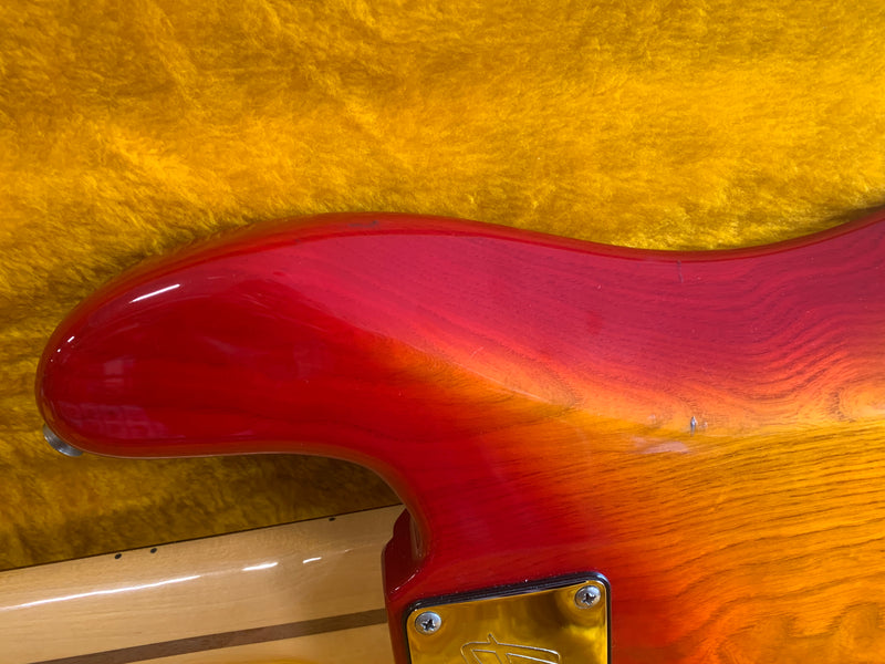 Fender Precision Bass Cherry Sunburst 1982