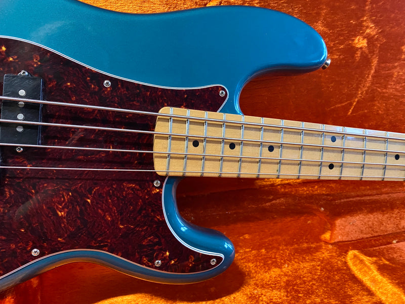 Fender MIM Standard Precision Bass Special Edition Ocean Turquoise 2019