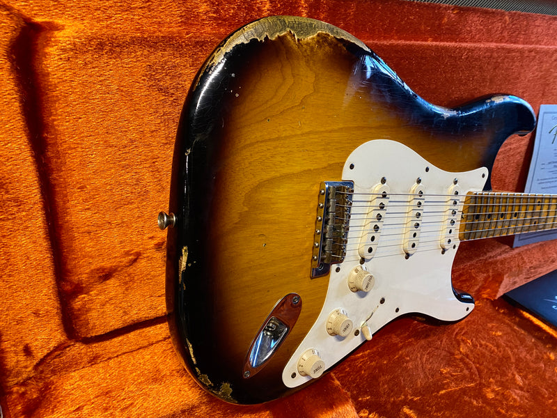 Fender Custom Shop '56 Stratocaster Relic Sunburst 2015