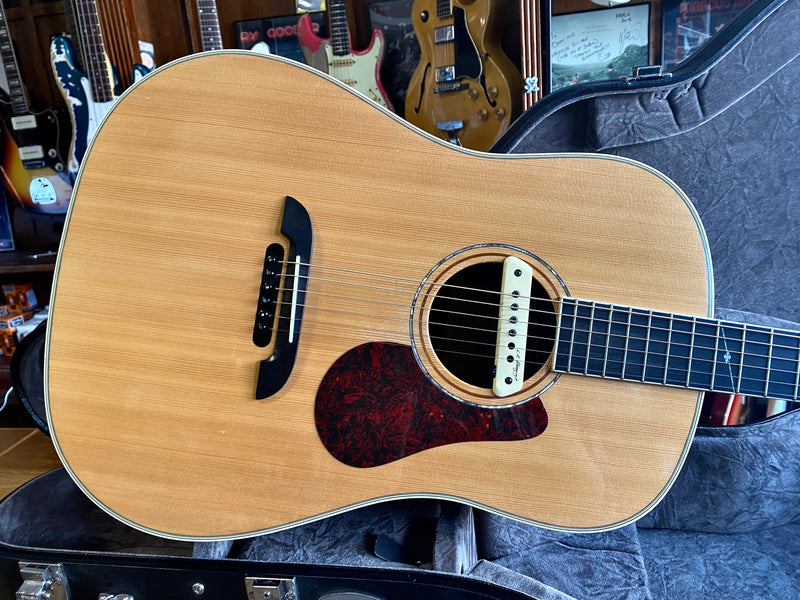 Alvarez Yairi DYM95V Master Series