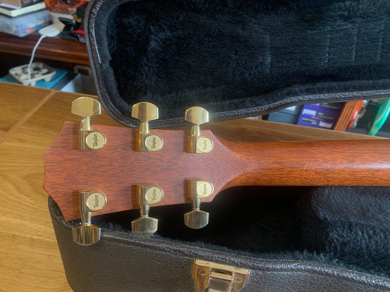 Taylor 714ce 2005