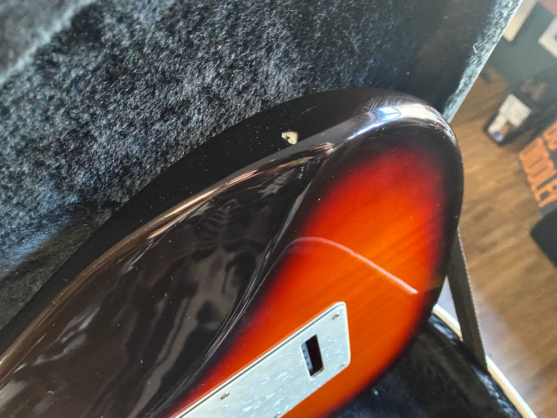 Fender Strat Plus Deluxe Sunburst 1993