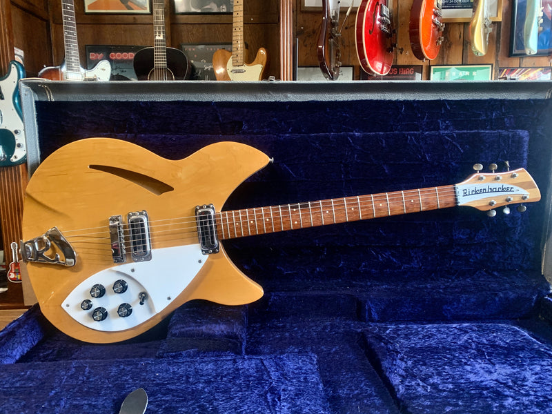 Rickenbacker 330 Mapleglo 1966