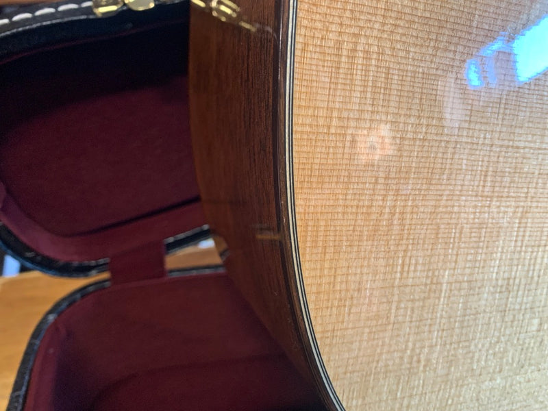 Martin D-18 Modern Deluxe 2018