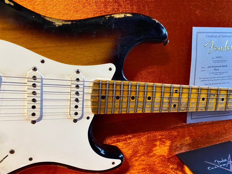 Fender Custom Shop '56 Stratocaster Relic Sunburst 2015