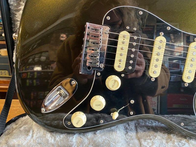 Fender American Ultra Stratocaster Texas Tea 2020