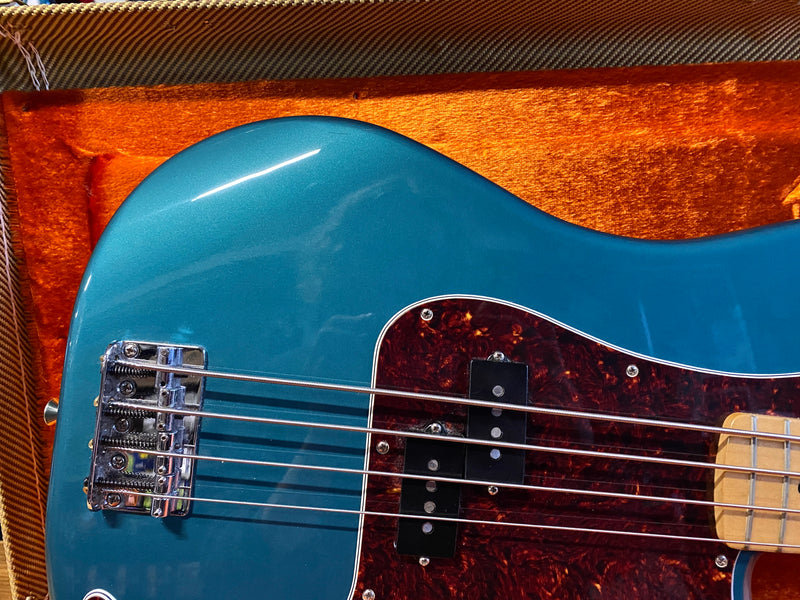 Fender MIM Standard Precision Bass Special Edition Ocean Turquoise 2019
