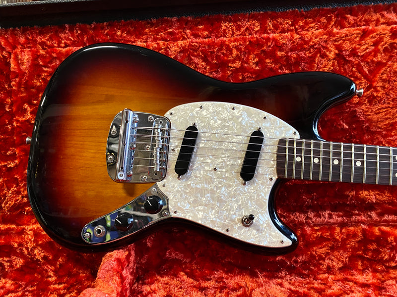 Fender American Performer Mustang Sunburst 2018