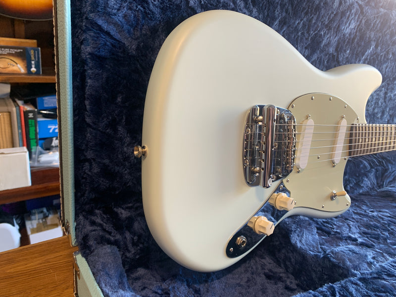 Fender American Performer Mustang 2018