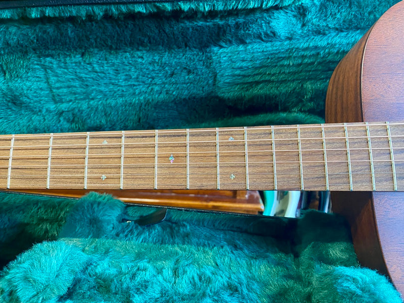 Martin 000-15M Left-Handed 2015