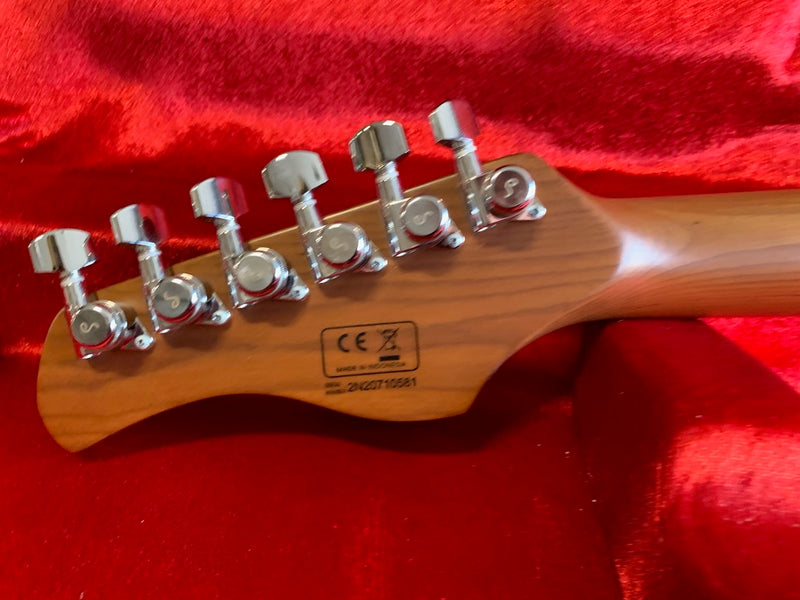 Sire Larry Carlton S7
