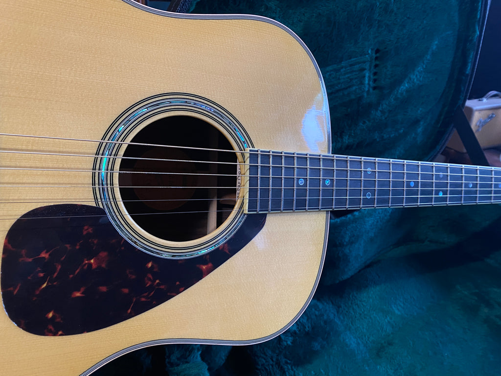 Yamaha LL16 - Some Neck Guitars