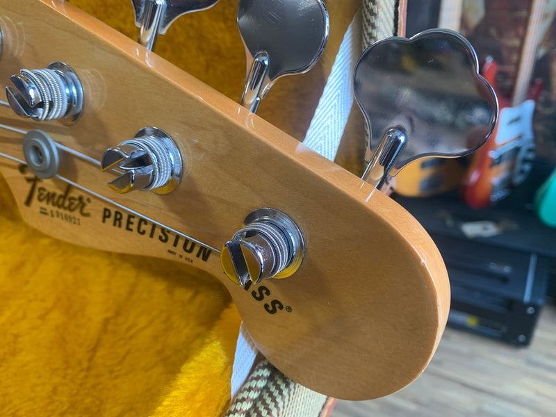 Fender Precision Bass Cherry Sunburst 1982