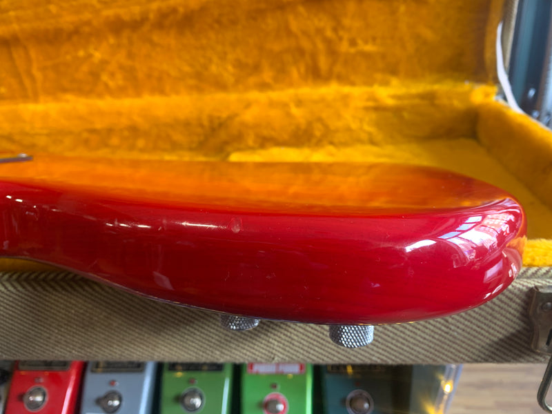 Fender Precision Bass Cherry Sunburst 1982