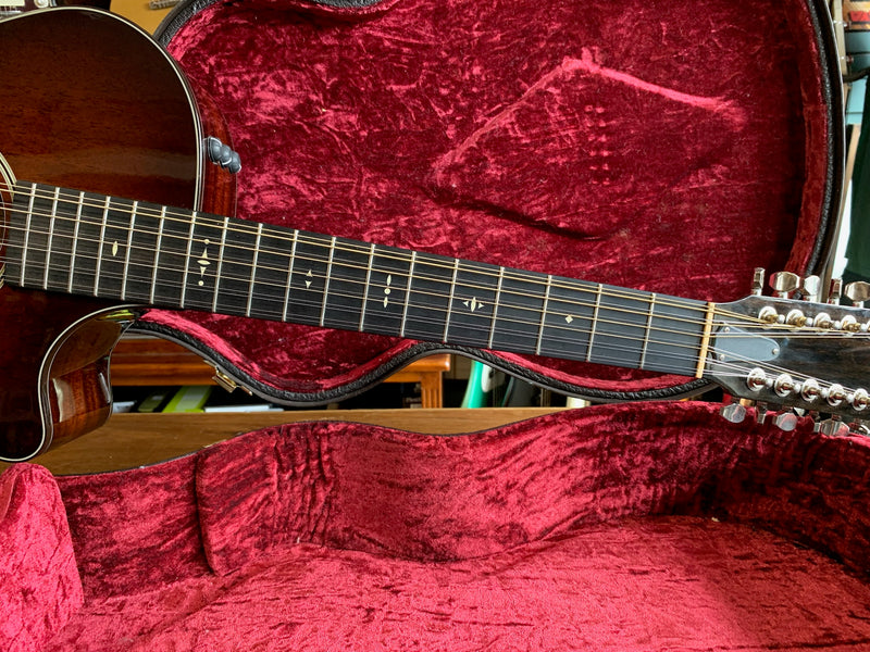 Taylor 526ce 12-String 2017