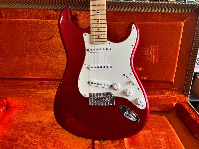 Fender American Special Stratocaster Candy Apple Red 2011
