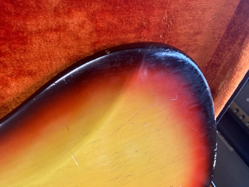 Fender Jaguar Sunburst 1965
