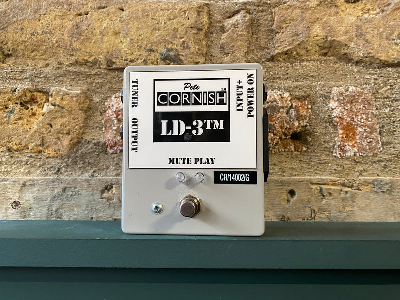 Pete Cornish LD-3 Battery-Free Line Driver/Tuner Feed/Mute