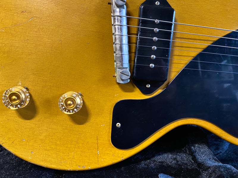 Dwight Les Paul Junior Style TV Yellow