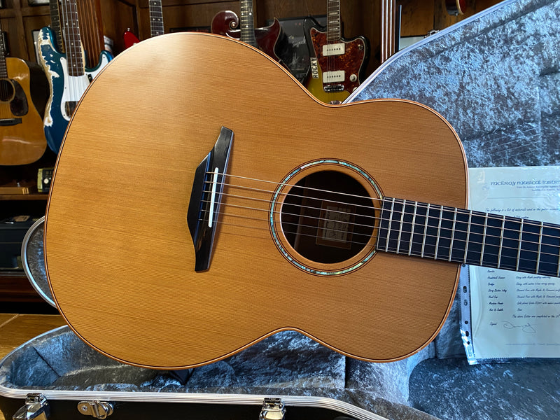 McIlroy AJ25 Custom Western Red Cedar/English Black Walnut 2016