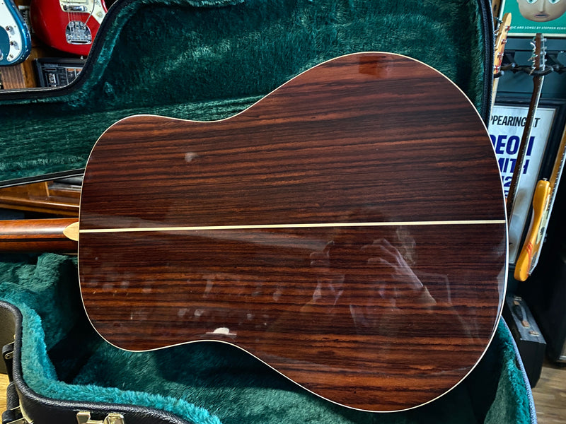 Yamaha LL16