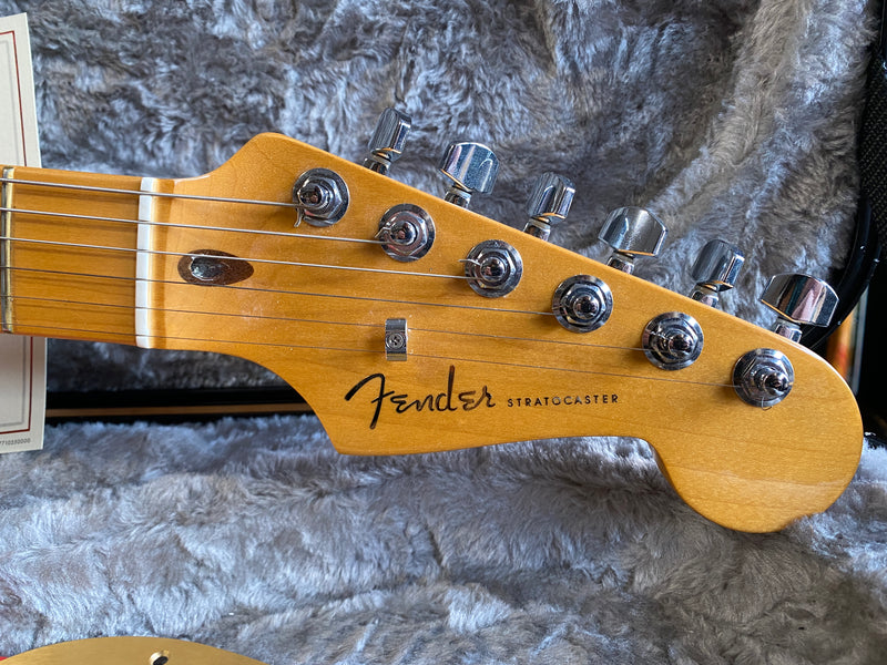 Fender American Ultra Stratocaster Texas Tea 2020