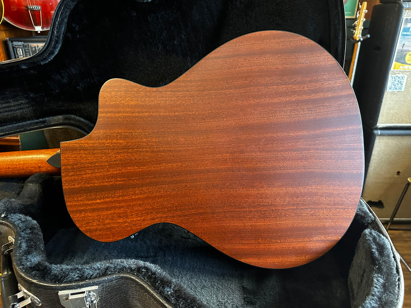 Taylor NS32ce Left-Handed 2008