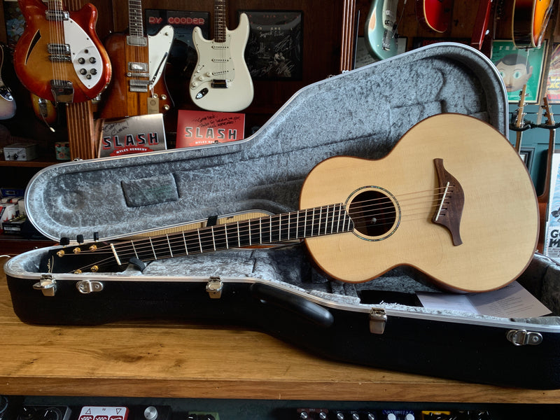 Lowden S-35 Fanned Fret Left-Handed 2017