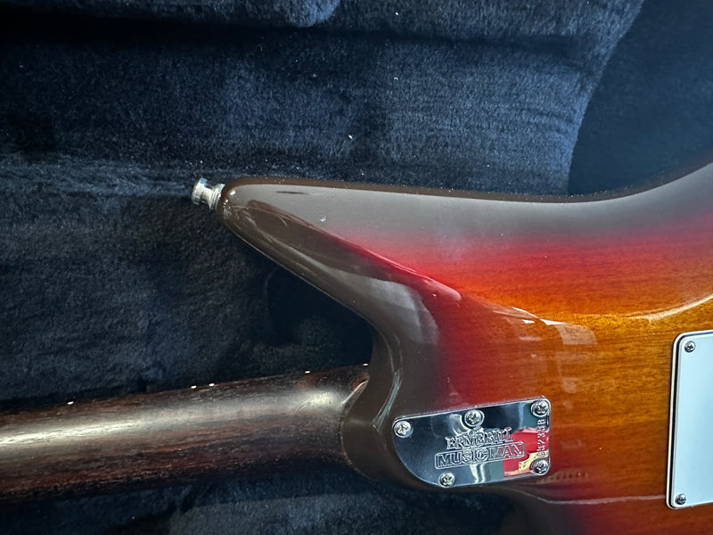 Ernie Ball Music Man Albert Lee HH Sunburst 2011
