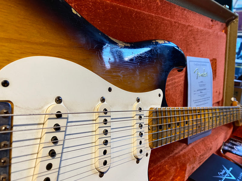 Fender Custom Shop '56 Stratocaster Relic Sunburst 2015