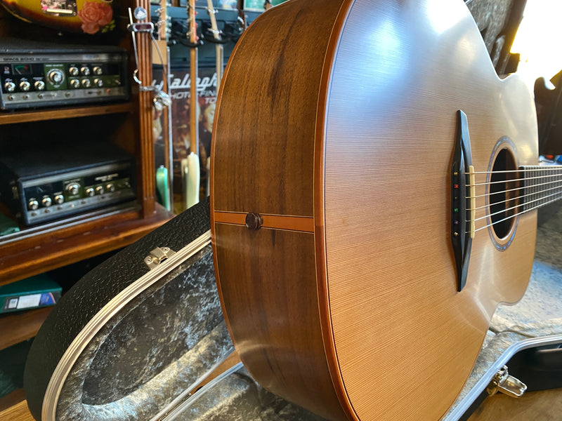 McIlroy AJ25 Custom Western Red Cedar/English Black Walnut 2016