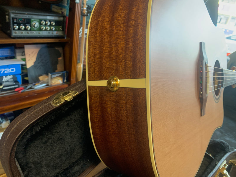 Takamine P3DC