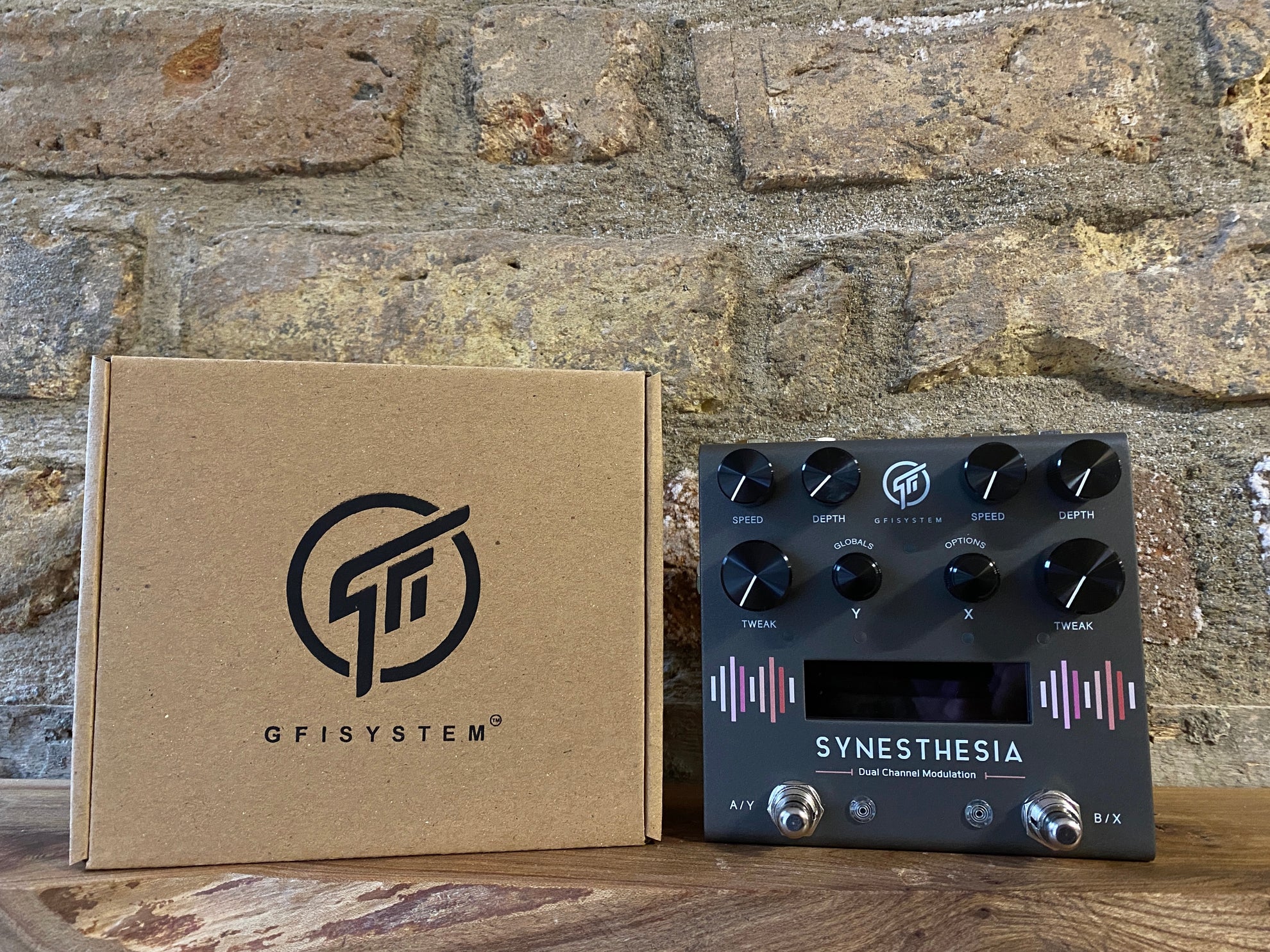 GFI System Synesthesia Dual Modulation - Some Neck Guitars