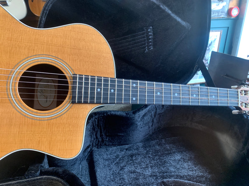 Taylor 214CE-N 2012
