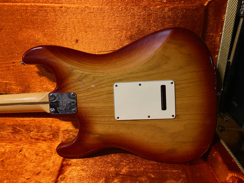 Fender Stratocaster Deluxe Sienna Burst 2003