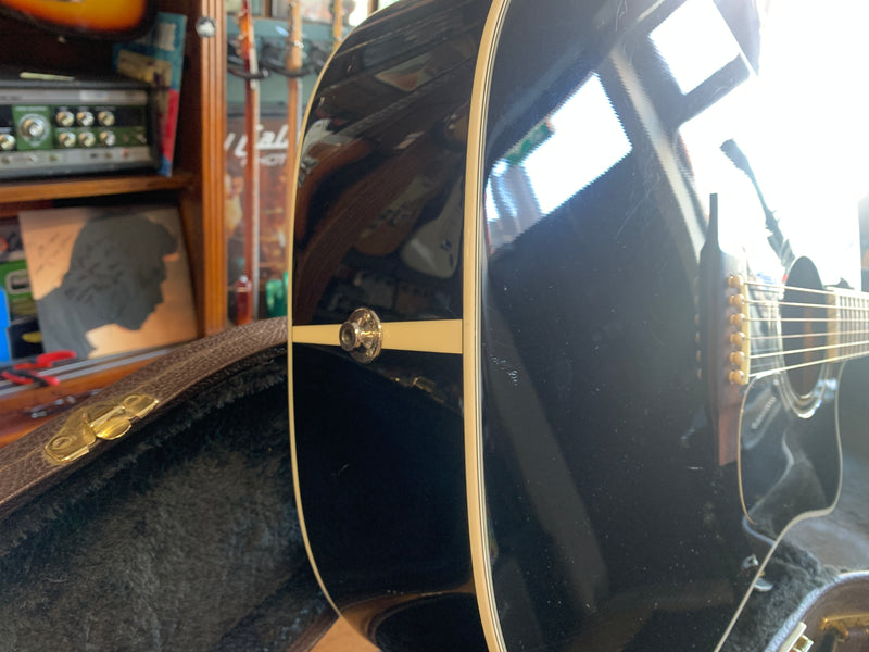 Takamine EF341SC