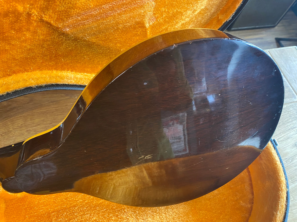 Gibson A40 Mandolin 1965 Some Neck Guitars