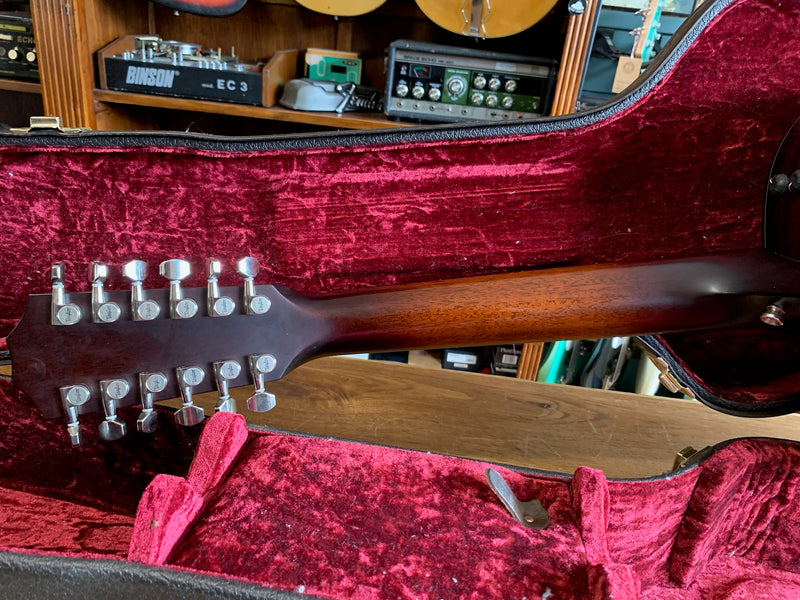 Taylor 526ce 12-String 2017