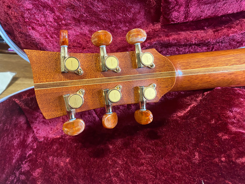 McIlroy AJ25c Cedar/Walnut 2002