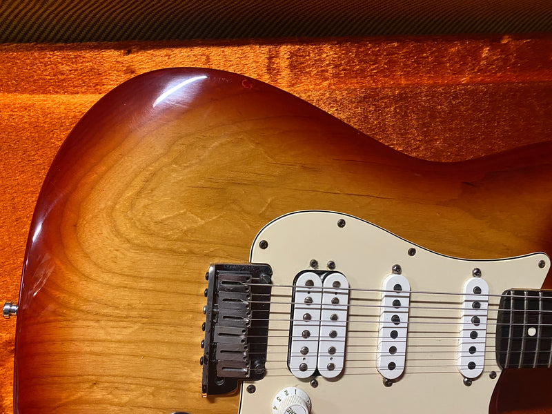 Fender Stratocaster Deluxe Sienna Burst 2003