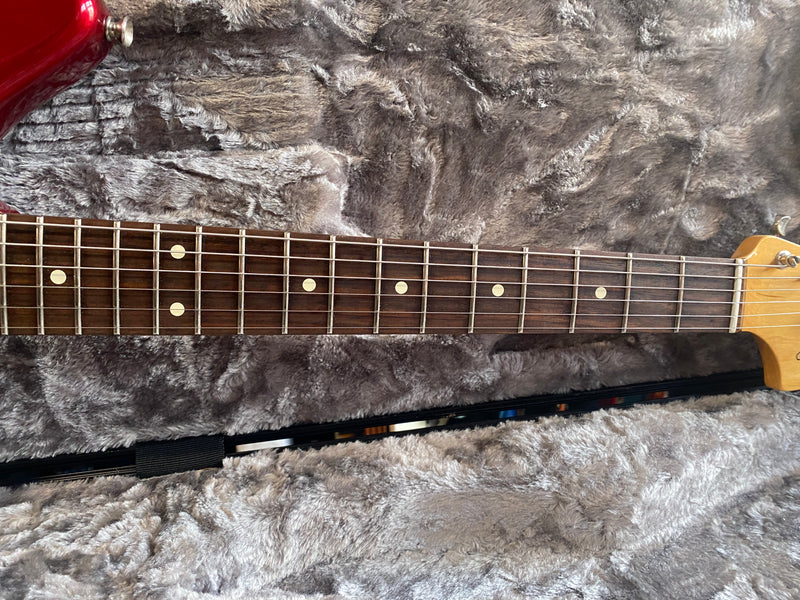 Fender Classic Player Jaguar Special Candy Apple Red 2013
