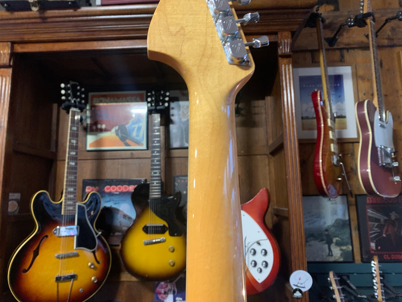 Fender Jaguar Sunburst 1966