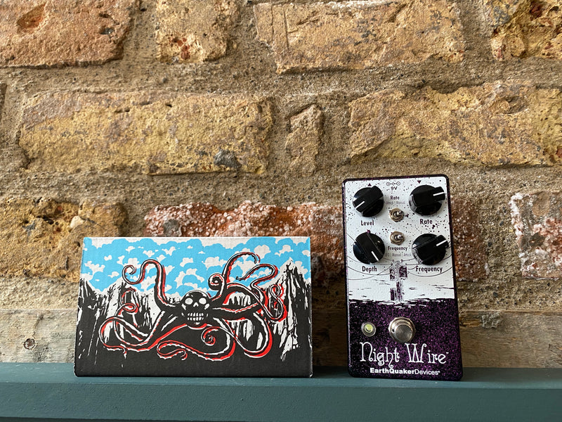 Earthquaker Devices Night Wire Harmonic Tremolo