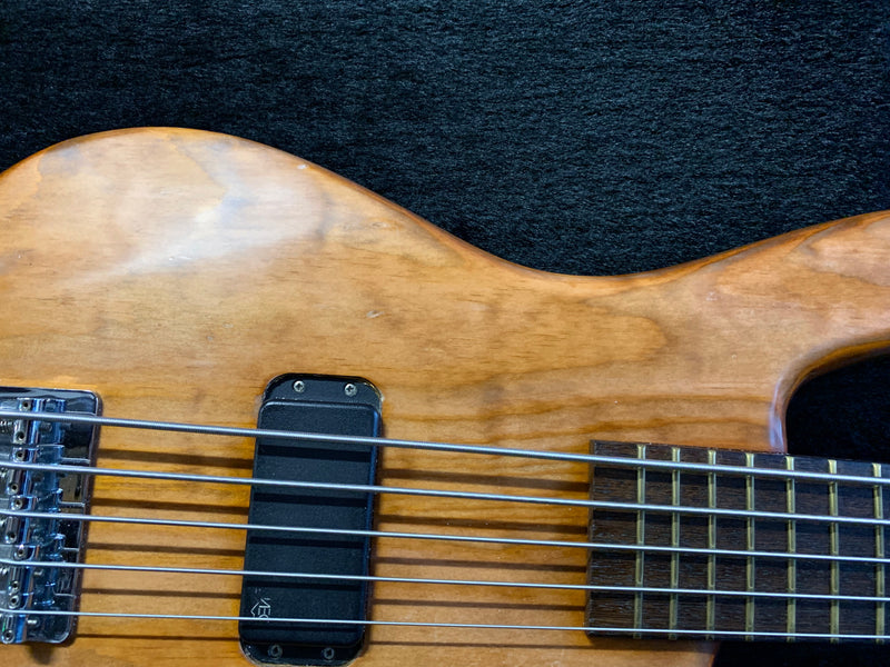 Warwick Streamer Standard 5-String 2001