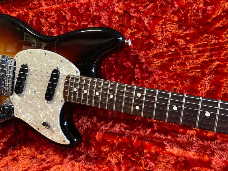 Fender American Performer Mustang Sunburst 2018