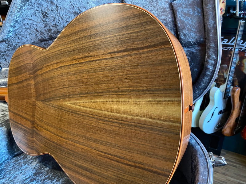 McIlroy AJ25 Custom Western Red Cedar/English Black Walnut 2016
