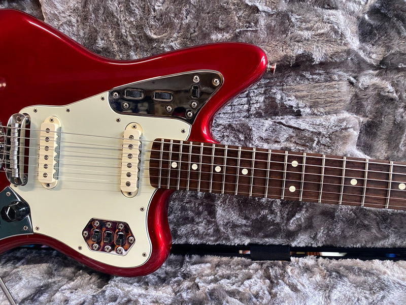 Fender Classic Player Jaguar Special Candy Apple Red 2013